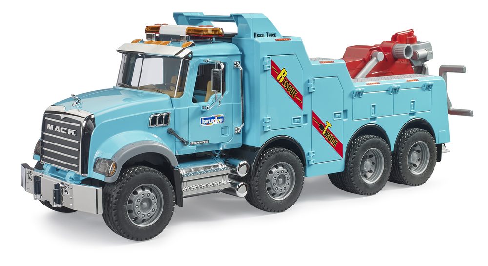 MACK Granite Heavy tow truck with light and sound module — Bruder 02831